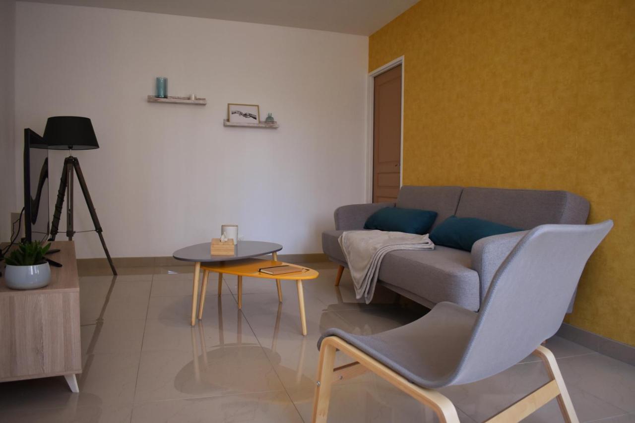 Maison Renovee Au Calme Dannevoux Luaran gambar